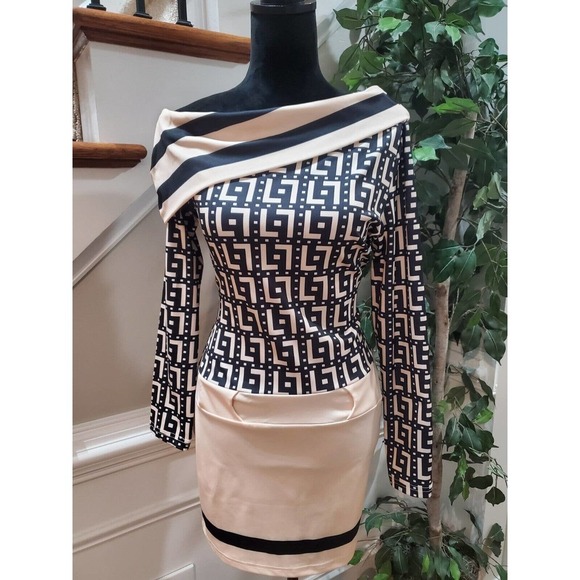 chicme Dresses & Skirts - Chicme Beige Black Turn Down Collar Long Sleeve Casual Knee Length Dress Size M